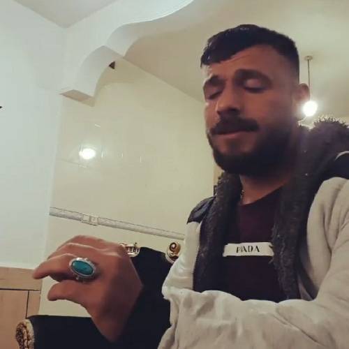 رضا سگوند گوت کسین دارم ولی تو کل